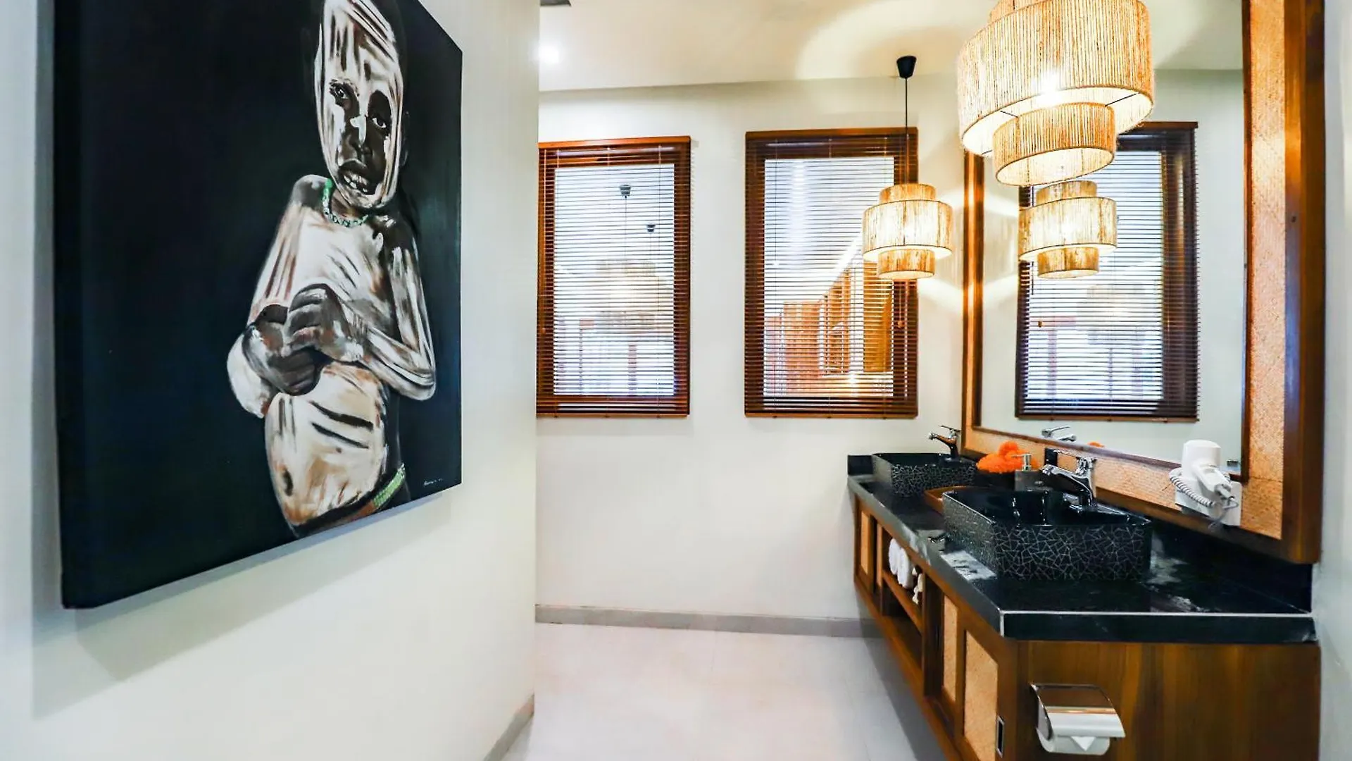 Villa New Batavia - Modern Luxury & Cultural Fusion Ubud  Indonesia
