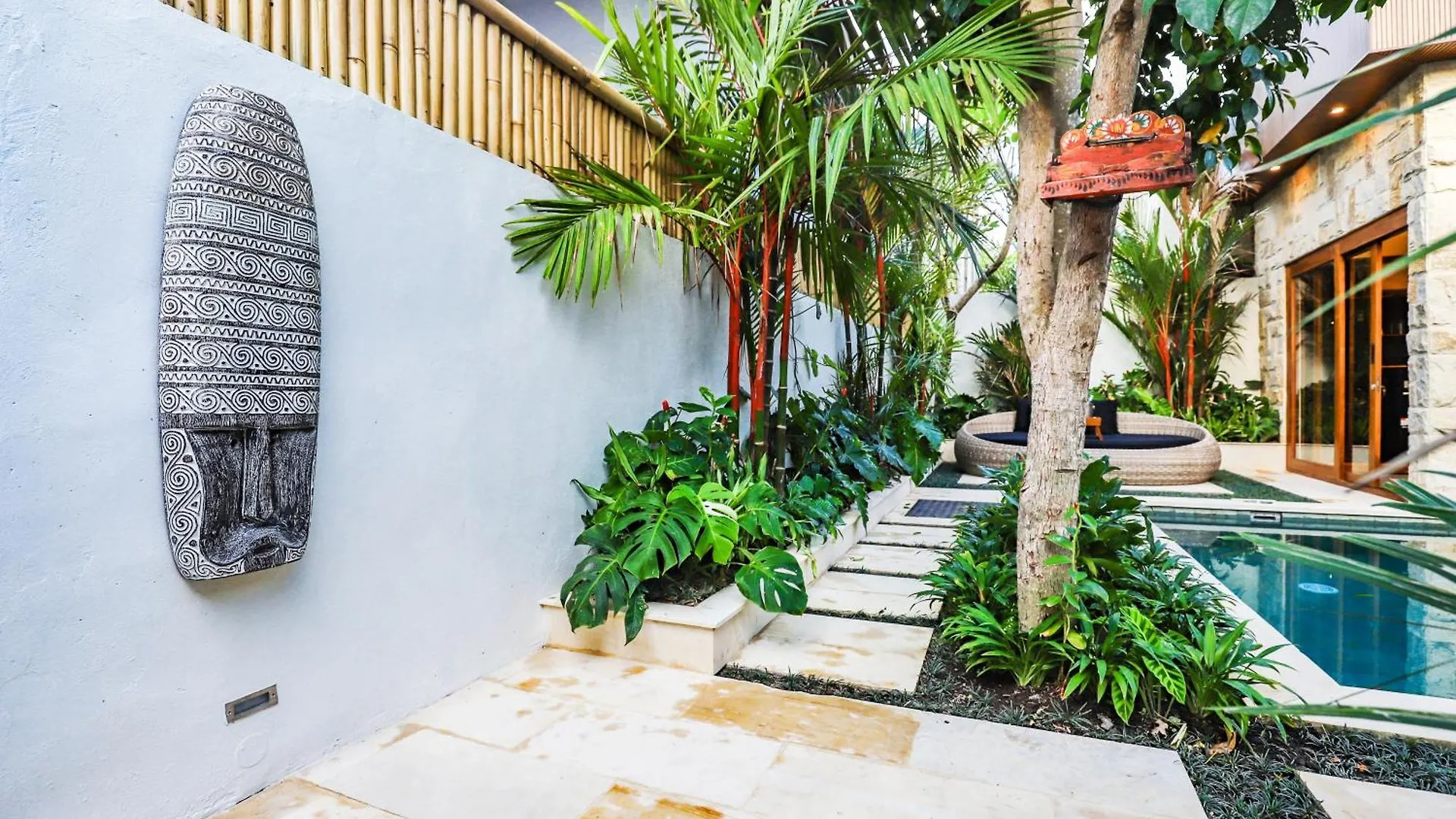 Villa New Batavia - Modern Luxury & Cultural Fusion Ubud   Ubud (Bali)