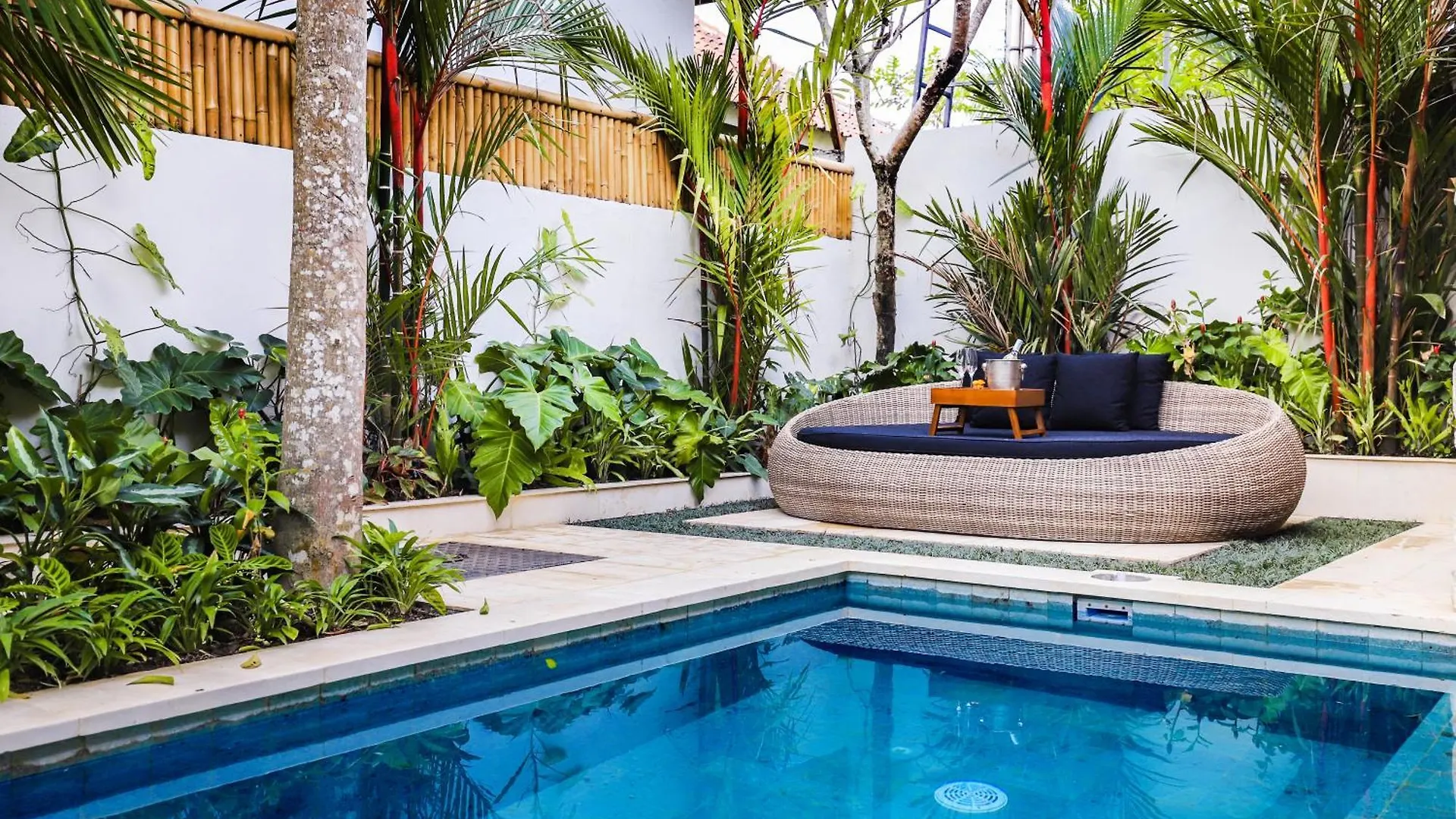 Villa New Batavia - Modern Luxury & Cultural Fusion Ubud   Ubud (Bali)