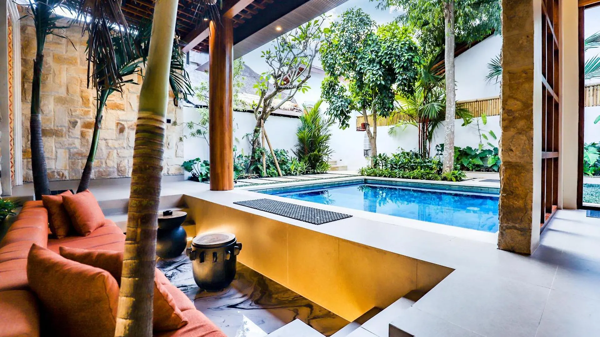 Villa New Batavia - Modern Luxury & Cultural Fusion Ubud  0*, Ubud (Bali) Indonesia